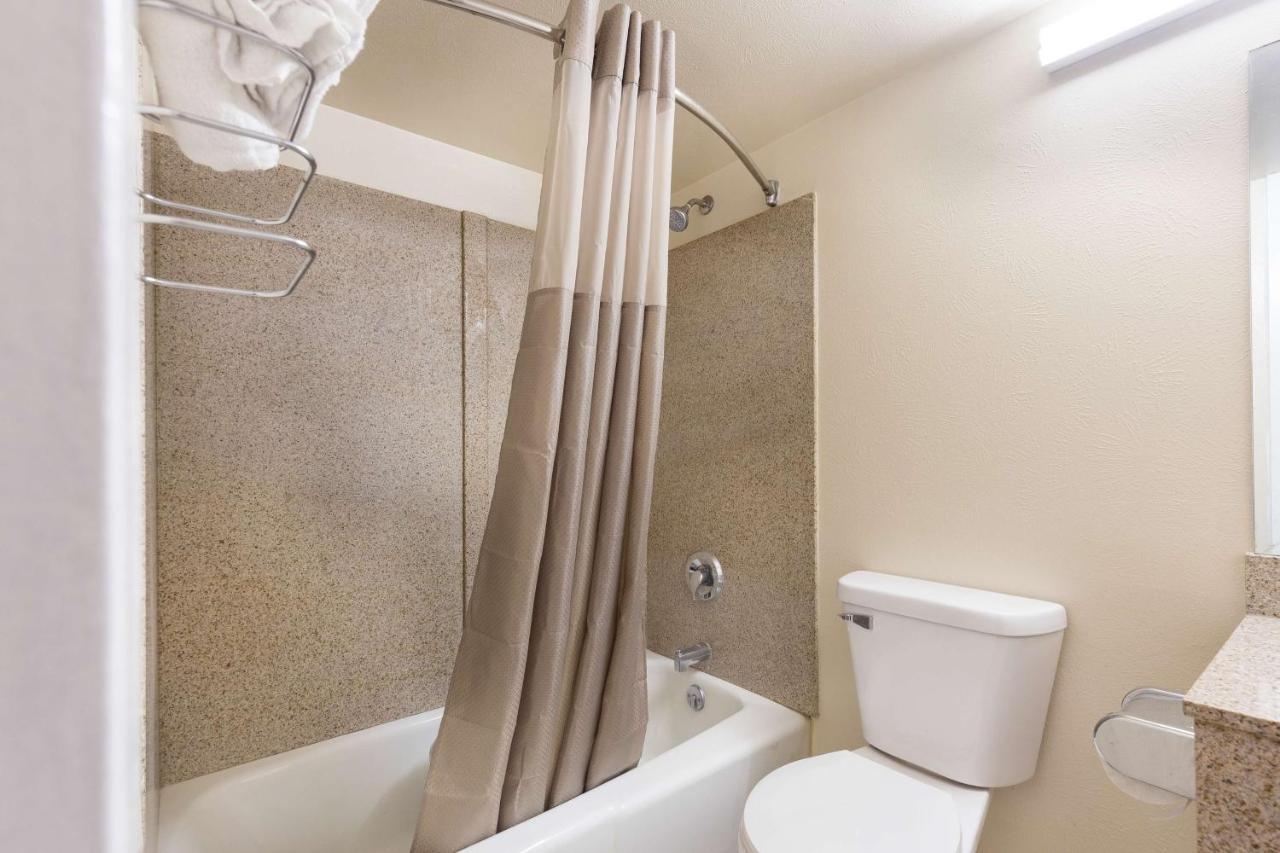 Motel 6-Lincoln, Il Экстерьер фото