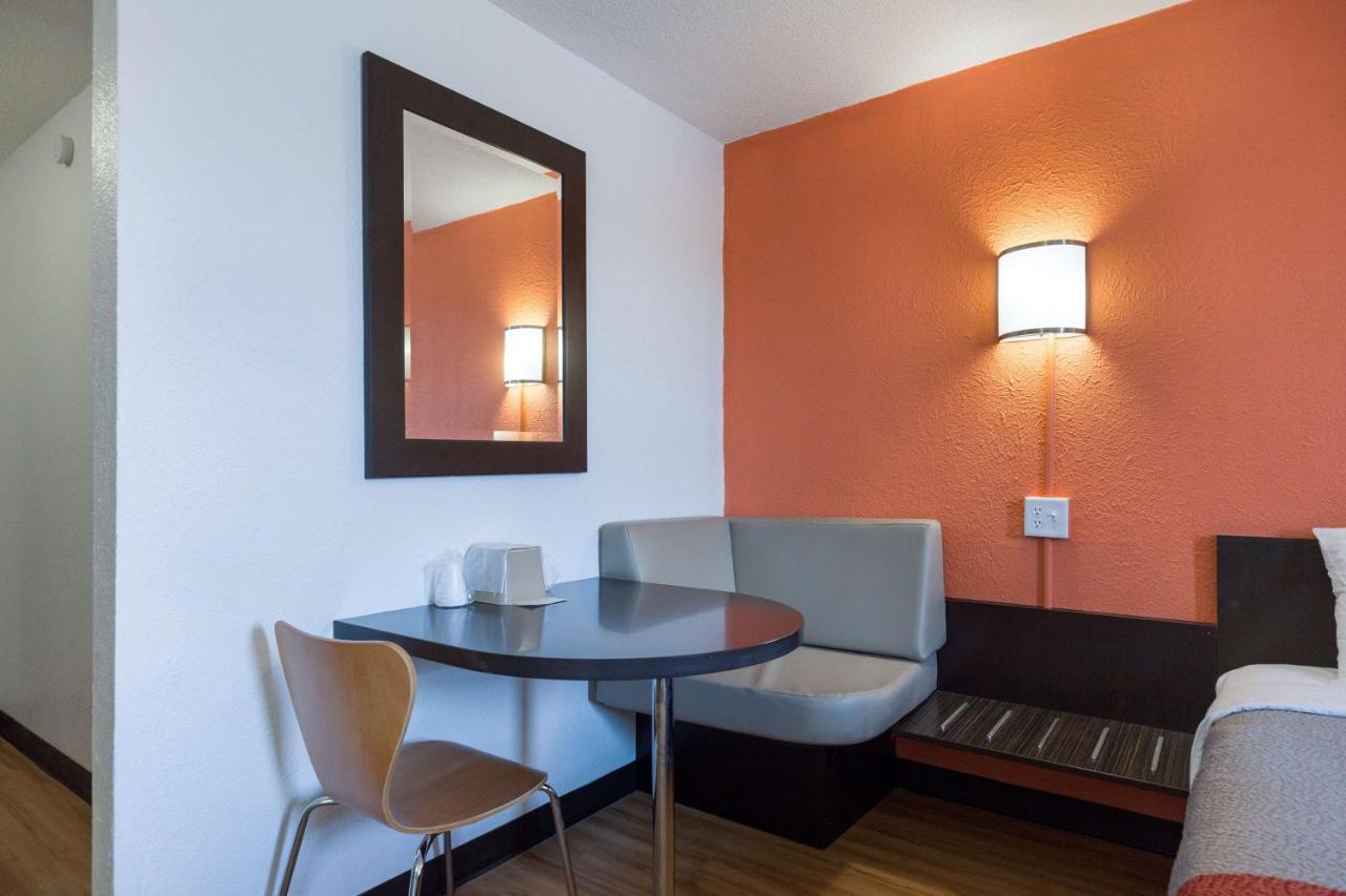 Motel 6-Lincoln, Il Экстерьер фото